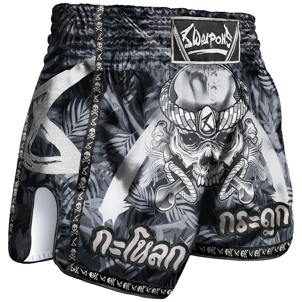 Short de boxe thaï 8 Weapons Bone Island, noir