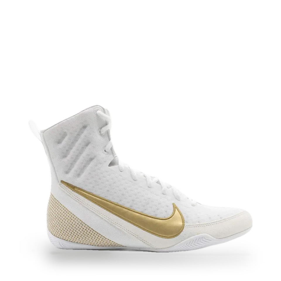 Chaussures Nike Machomai 3, blanc et or